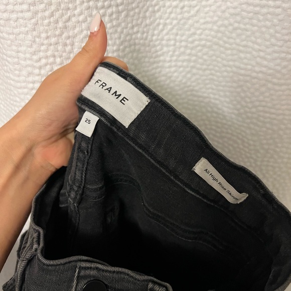 Frame Ali High-Rise Skinny Jeans in Gray - Sz. 25 - Picture 4 of 6